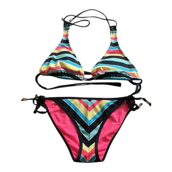 PWDR ROOM 2 Pc. Triangle Striped Bikini Top Size Small, Bottom Size Medium - Picture 1 of 13